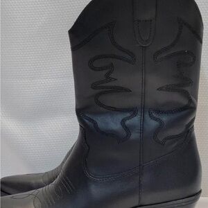 Steve Madden Black Western Boots